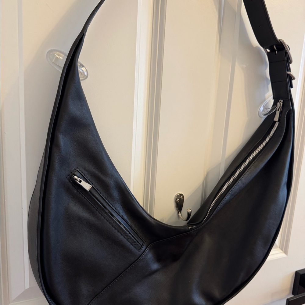 Elegant Black Leather Hobo Bag - Picture 10 of 12